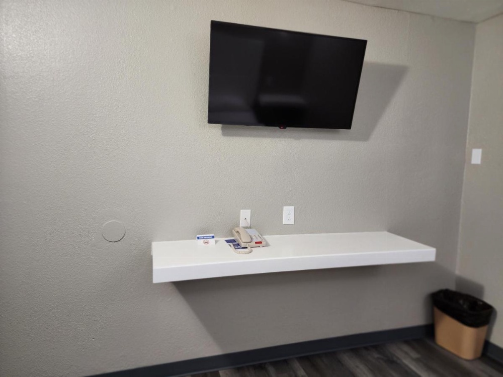 Queen Room - Disability Access